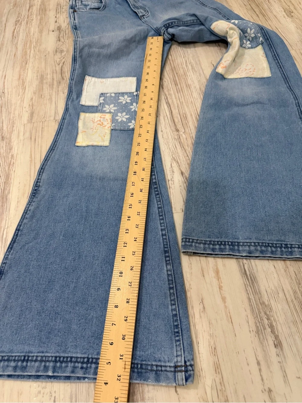 Billabong Wrangler Women's Blue Denim Patchwork Flared Jeans Pockets 27 - Picture 5 of 12